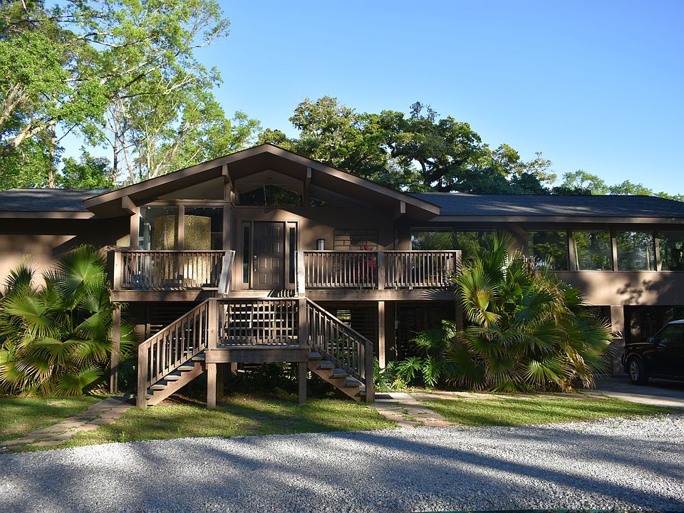 315 Carondelet St, Mandeville, LA 70448 Zillow