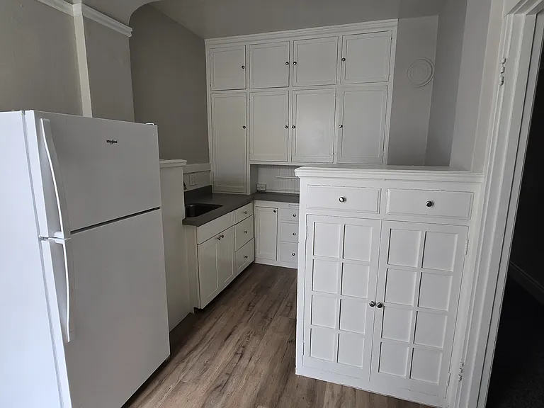 279 20th Ave #5 — Photo 2