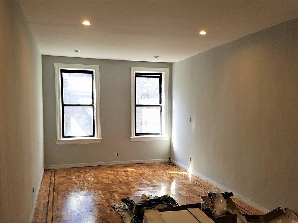 2nd image of 1704 Morris Ave APT 1C