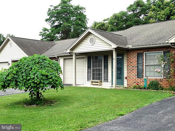 2nd image of 124 Sequoia Ct