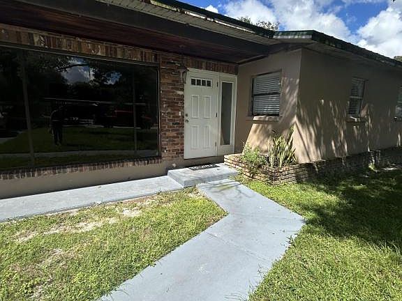 5th image of 8020 Pine Hill Dr