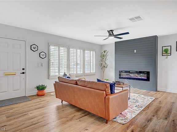 5th image of 3402 Kensbrook St #0