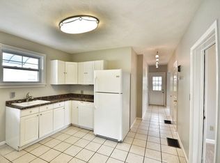 36 Ashland St #A, North Andover, MA 01845