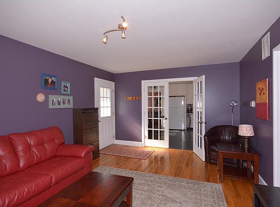 4th image of 1318 S Dunton Ave