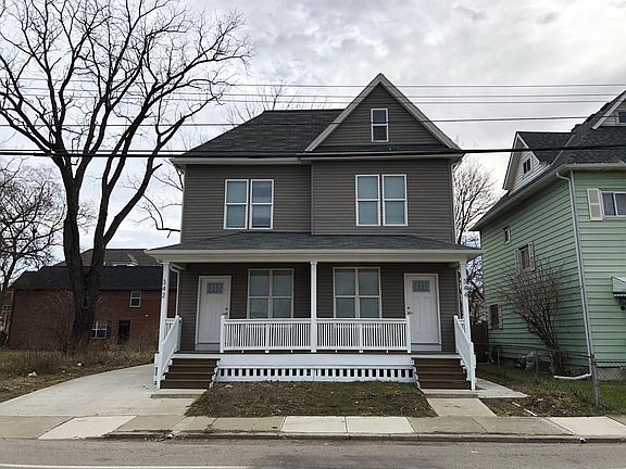 3rd image of 344 S Champion Ave