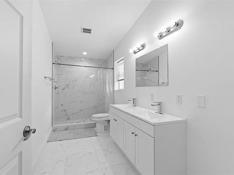 6847 Woodsman Dr — Photo 24