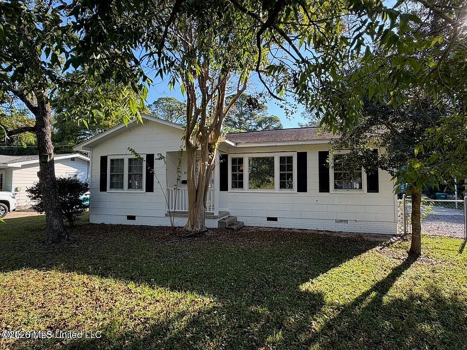 1st image of 4000 Chamberlain Ave