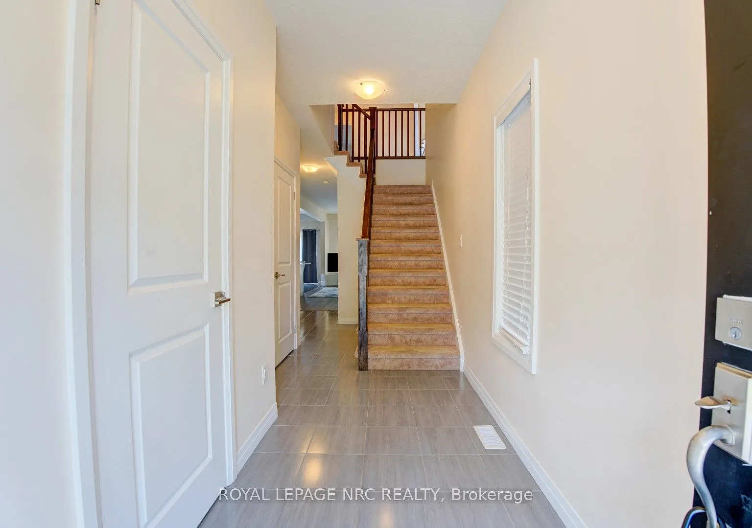3 bed, $2,600 — Photo 2