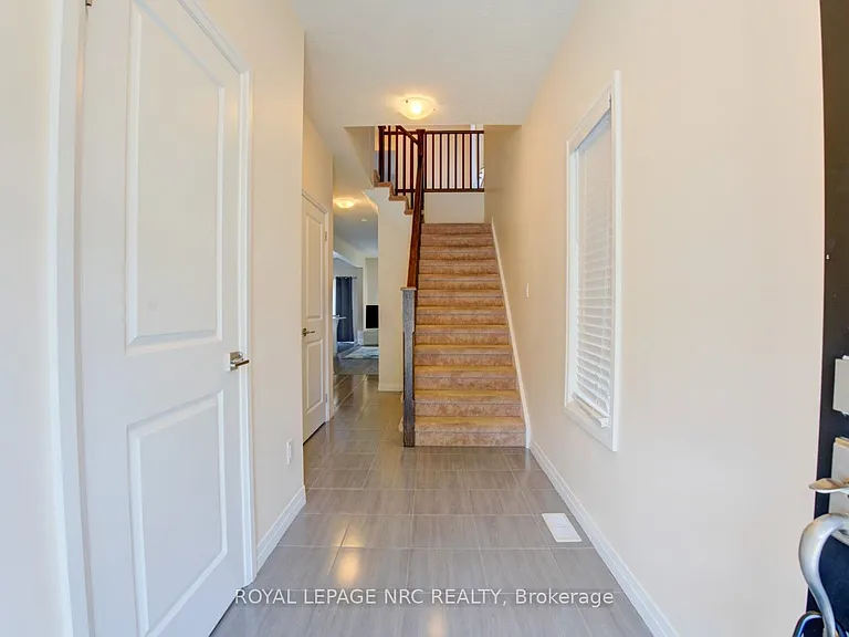 4901 Pettit Ave — Photo 2
