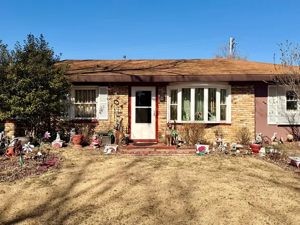 1516 Ruth Ann Dr, Centralia, IL 62801