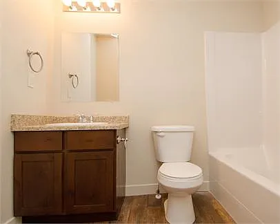 246 N 750 E — Photo 7