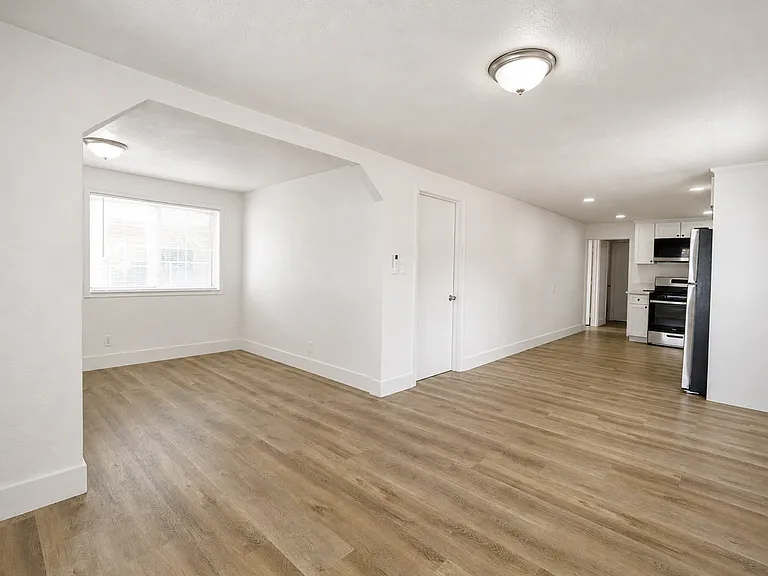 7752 Janet Ave — Photo 5