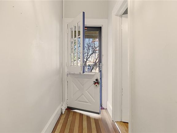 4th image of 39 Powel Ave #1