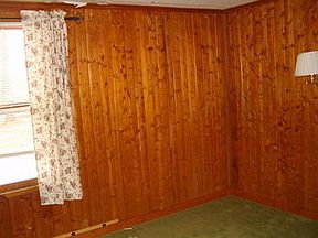 2nd image of 801 Hillcrest Dr