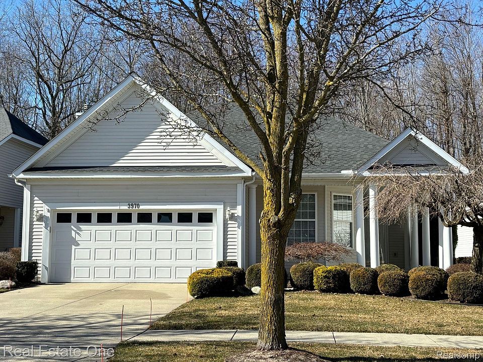 1st image of 3970 Hillsdale Dr