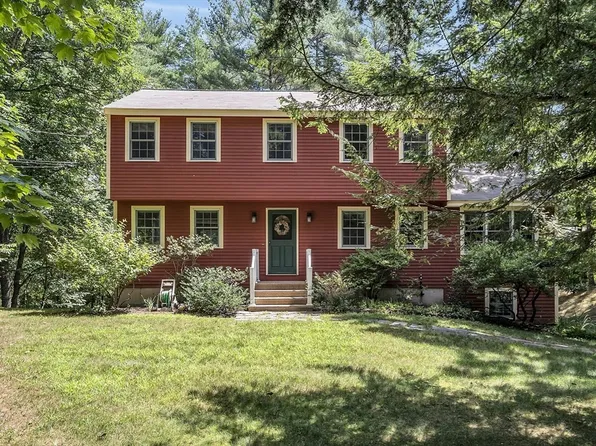 127 Raddin Rd, Groton, MA 01450