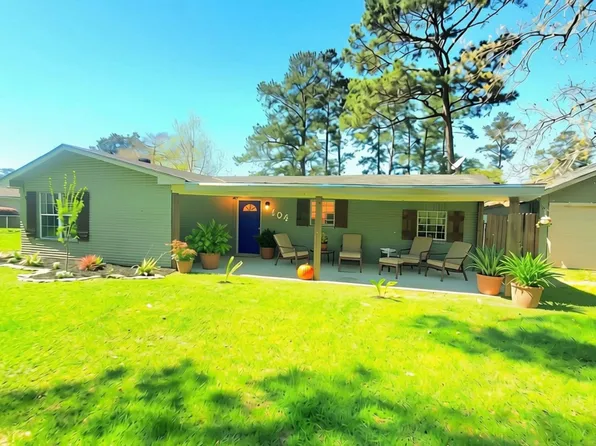 104 Sweet Gum Ln, Village Mills, TX 77663