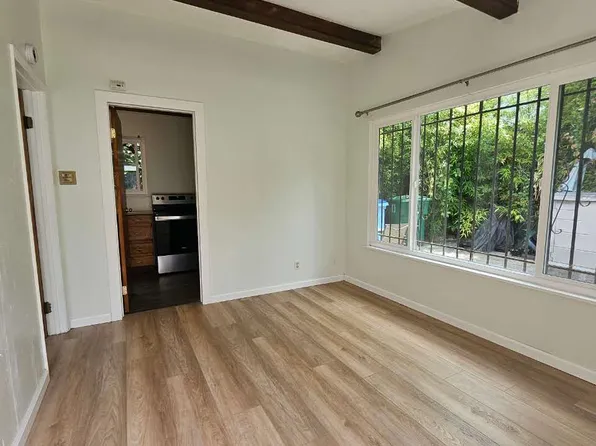 2431 7th St #D, Berkeley, CA 94710