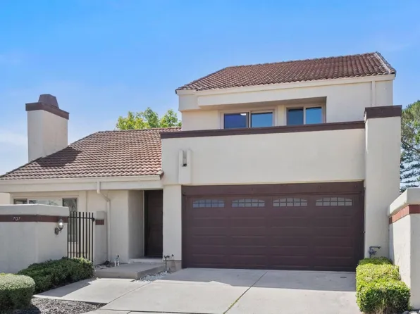 707 Martinique Dr, Redwood City, CA 94065