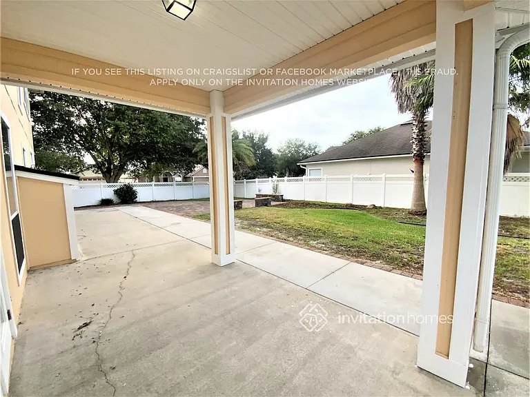 340 Brier Rose Ln — Photo 17