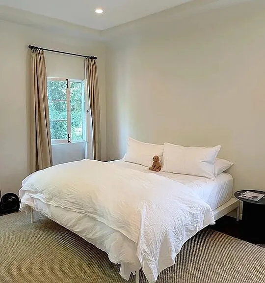 1330 N Harper Ave #280 — Photo 43