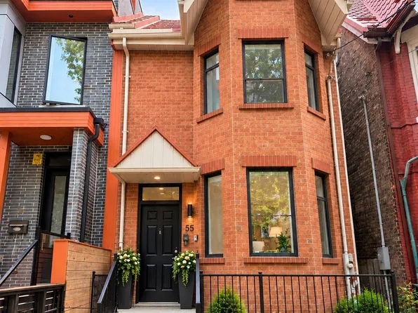 55 Huron St, Toronto, ON M5T 2A6