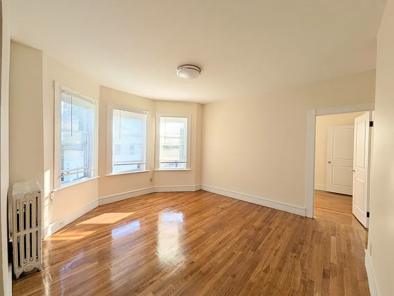 110 Murdock St #1 — Photo 2