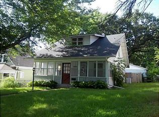 609 Gray St, Des Moines, IA 50315