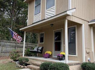 1368 N Forest Dr, Fayetteville, NC 28303