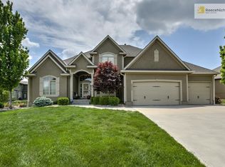 3217 SE Brookside Dr, Lees Summit, MO 64063