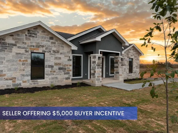 7319 Tiff Nicole Ln, Von Ormy, TX 78073