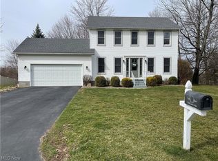 3720 Castle Ct, Youngstown, OH 44511