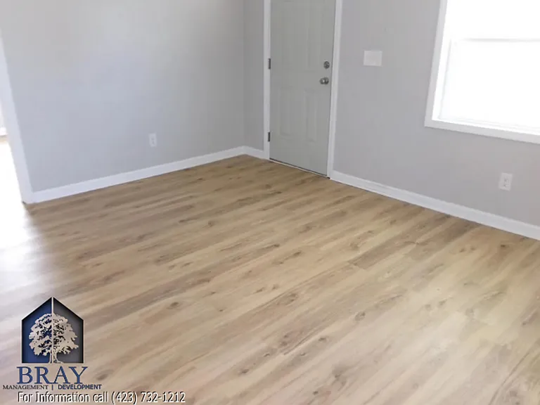 1346 E Sevier Ave — Photo 8