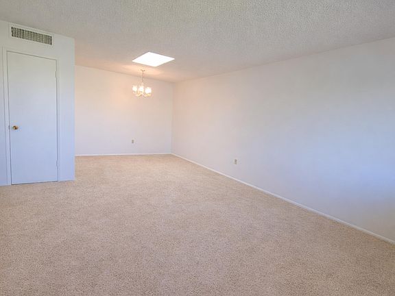 4th image of 9273 N 111TH Avenue
