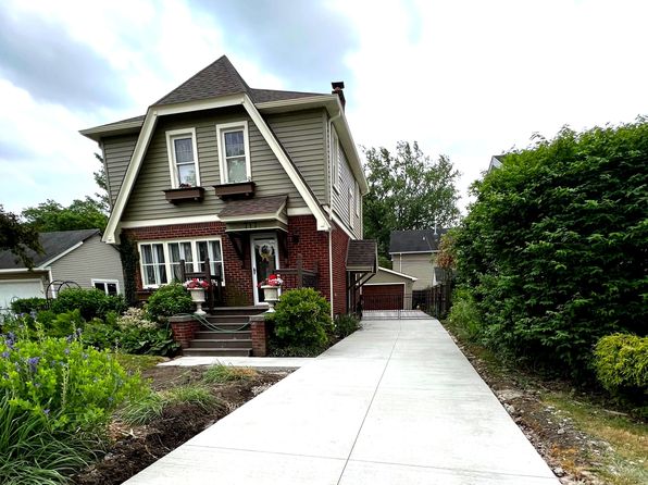 717 W Twelve Mile Rd, Royal Oak, MI 48073