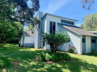 10350 Lakeview Dr, New Port Richey, FL 34654