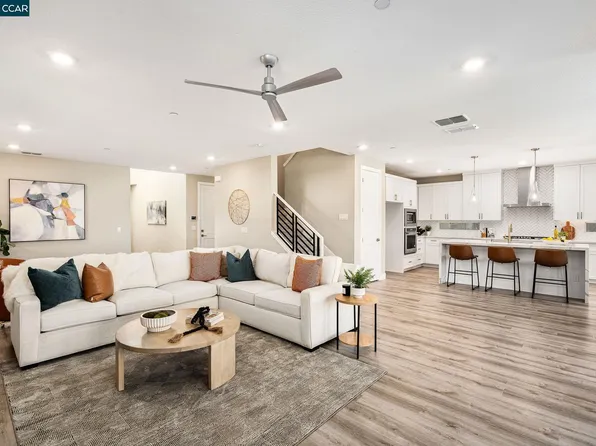 11951 Montron Way, Rancho Cordova, CA 95742