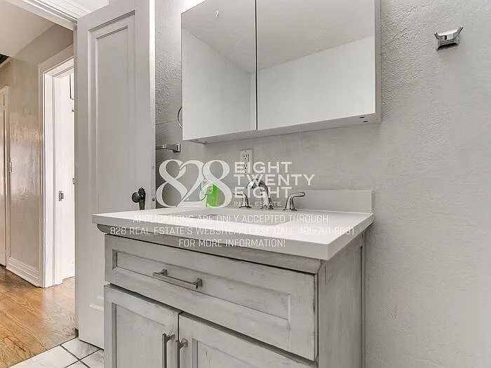 930 Miller Ave — Photo 35