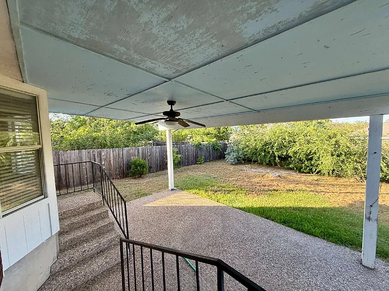 6106 Skahan Ln — Photo 26
