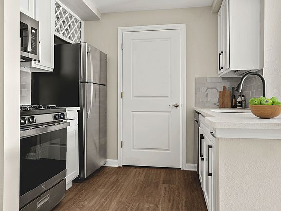 2nd image of 7000 Convict Hill Rd APT 3201