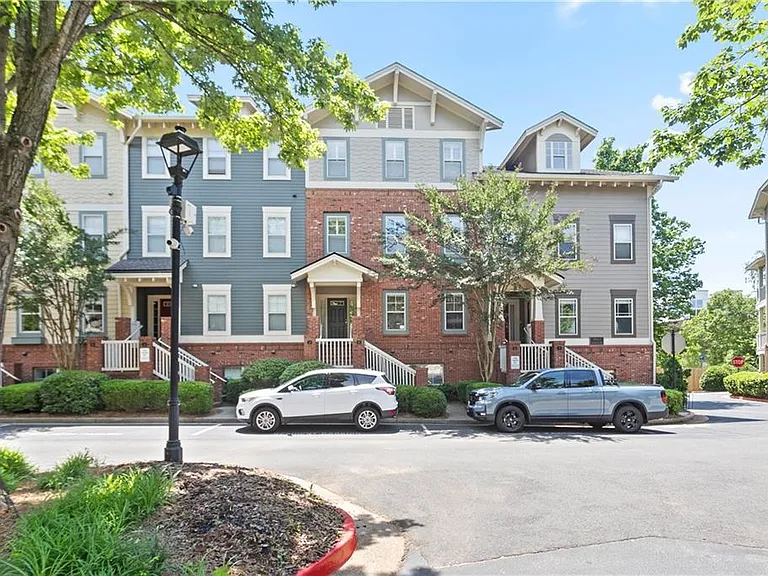 655 Mead St SE #11 — Photo 1