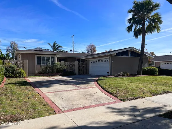 10020 Swinton Ave, North Hills, CA 91343