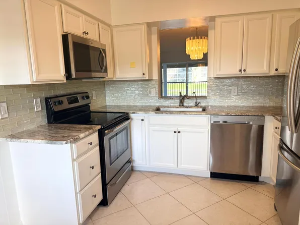 14310 Strathmore Lane #207, Delray Beach, FL 33446