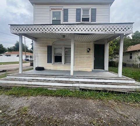 3rd image of 400 Culloden St