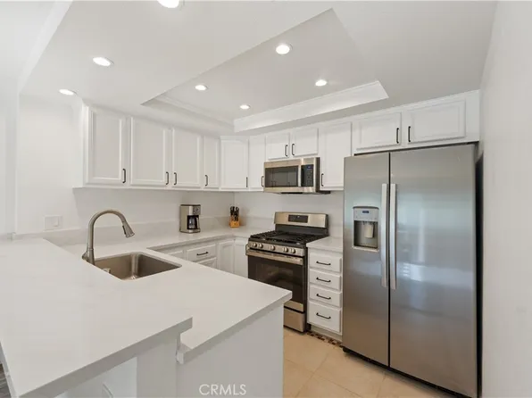 411 Heatherglen Ln, San Dimas, CA 91773