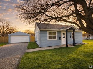 1804 Muren Blvd, Belleville, IL 62221