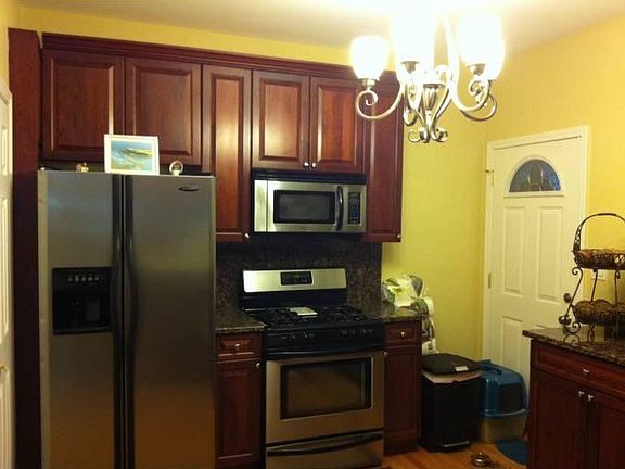 3rd image of 3501 W Wrightwood Ave #1