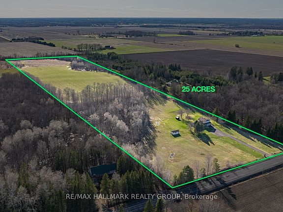 2nd image of 1376 Macdonald Rd