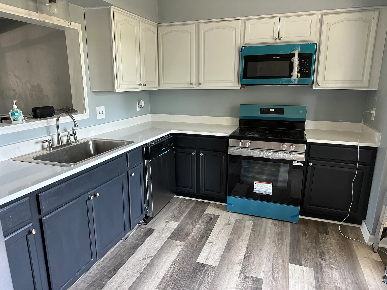 3 bed, 2.5 bath, 1366 sqft, $2,500 — Photo 1