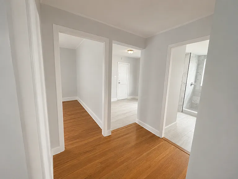 101 Nottinghill Rd — Photo 2